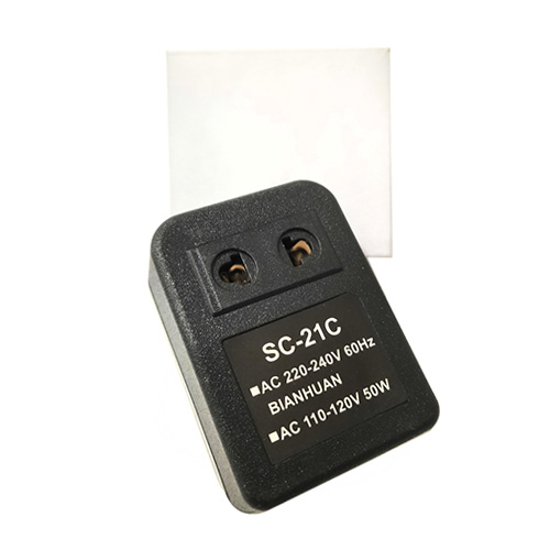 Перетворювач напруги трансформаторний 50W Input 220 V/Output 110V + універсальна розетка