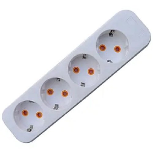 Колодка QUANTUM 4 гнізда біла З/З (QM-KP-00410)